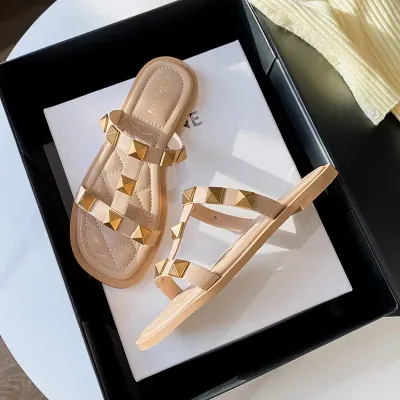 WOMEN'S BEACH SHOES